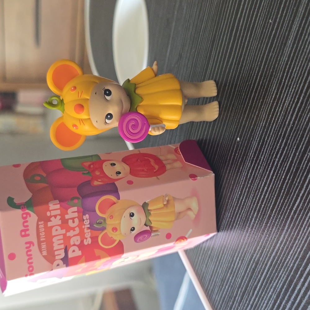 Sonny Angel Pumpkin Patch Mini Figure